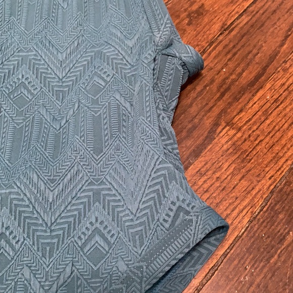 Piha one piece suit. Size 8. - Picture 4 of 16